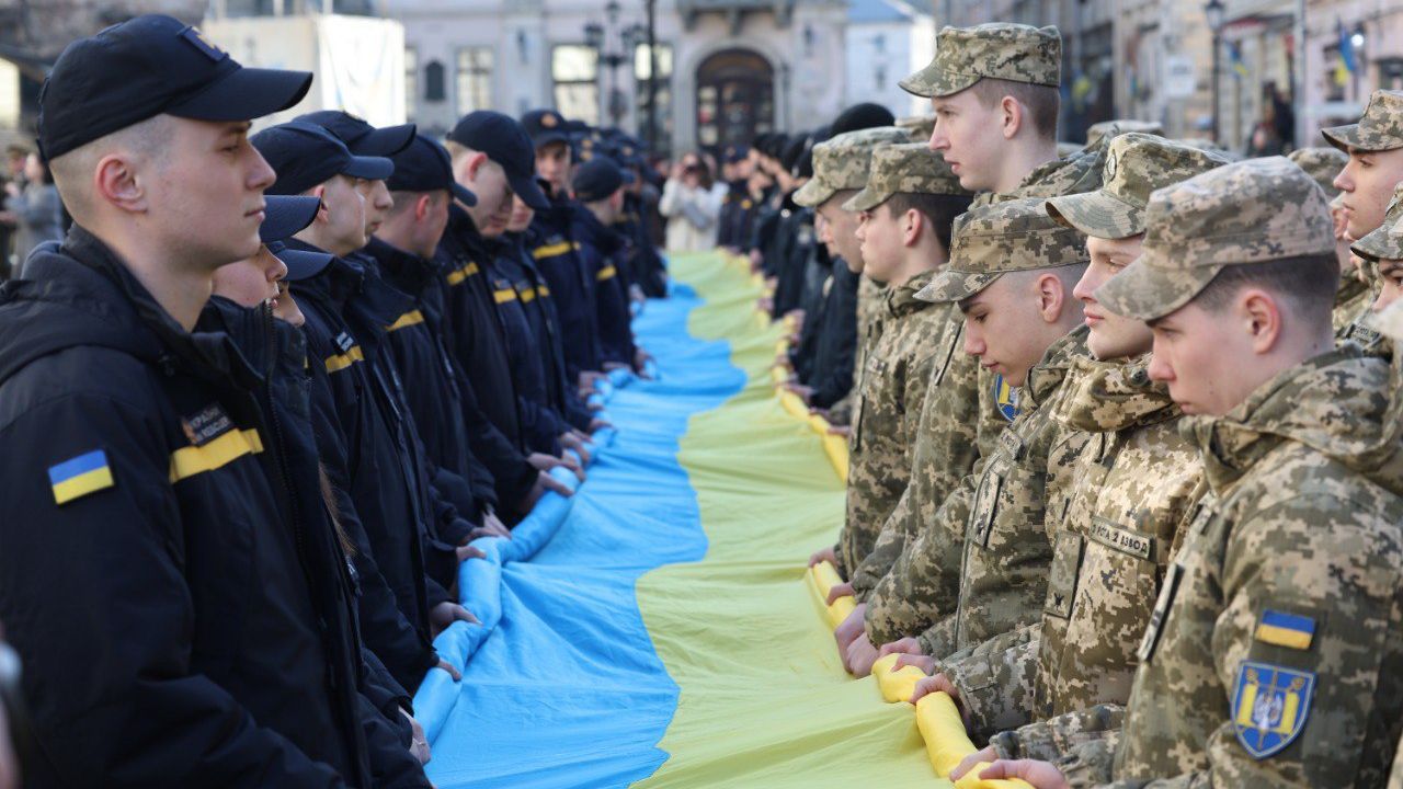 Фото до новини