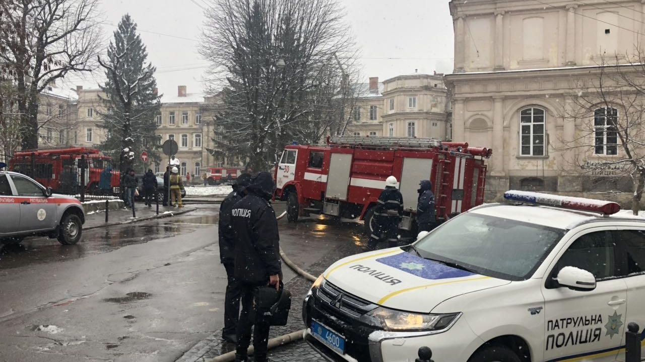 Фото до новини