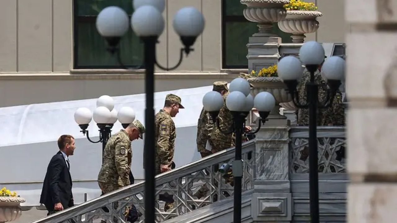 Фото до новини