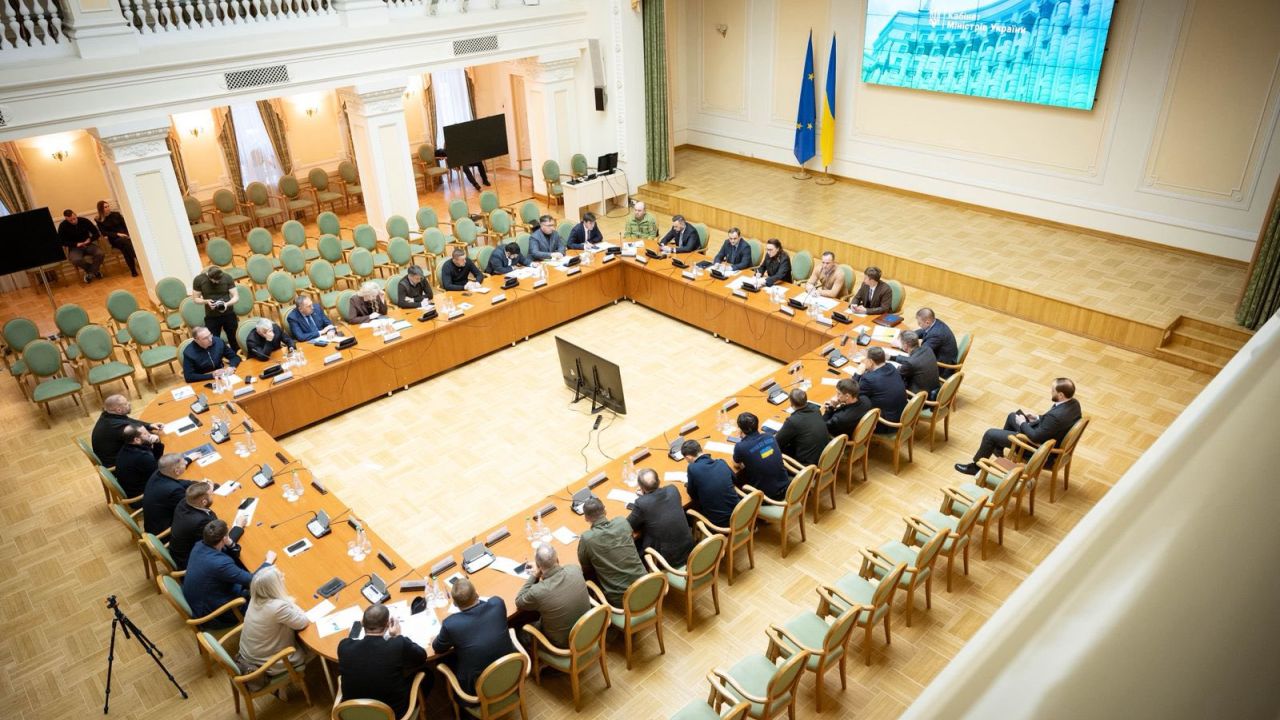 Фото до новини