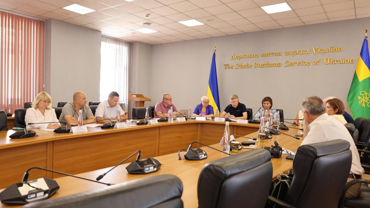 Фото до новини