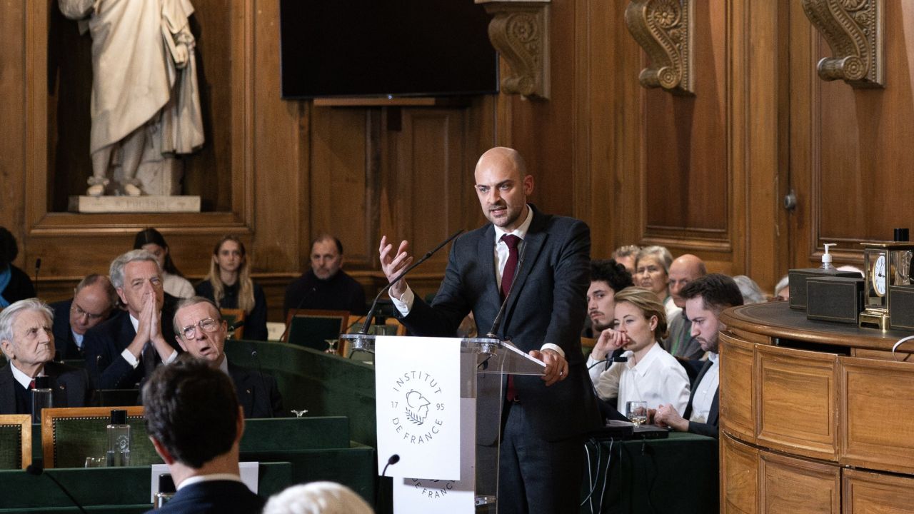 Фото до новини