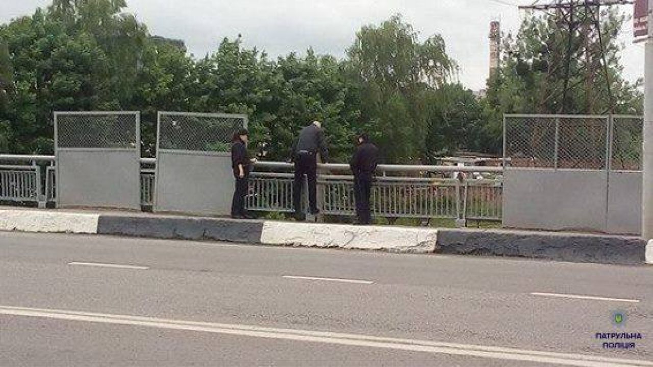 Фото до новини