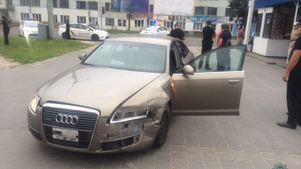 Фото до новини