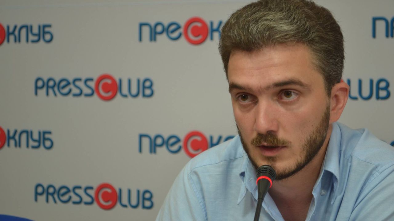 Фото до новини