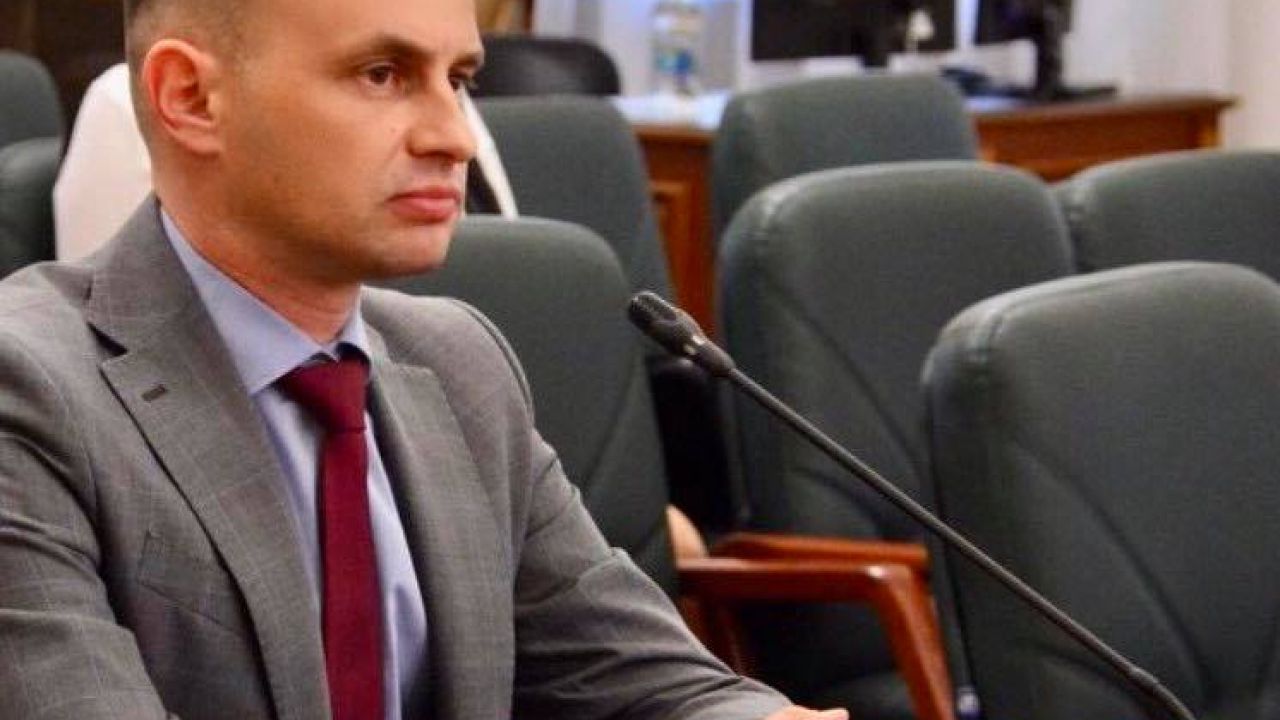 Фото до новини