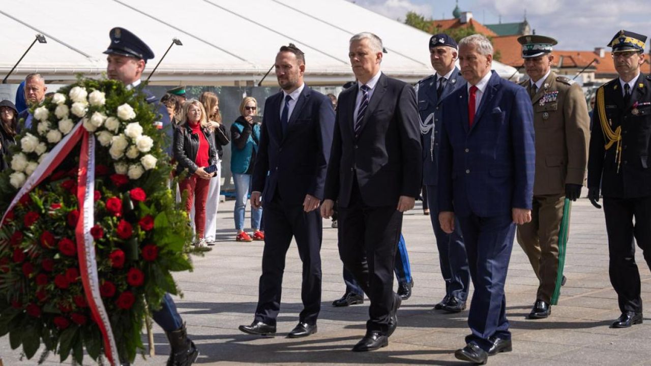 Фото до новини