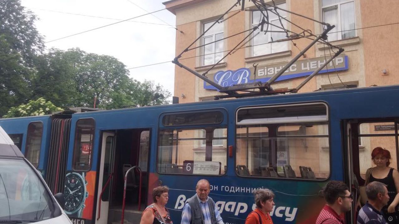 Фото до новини