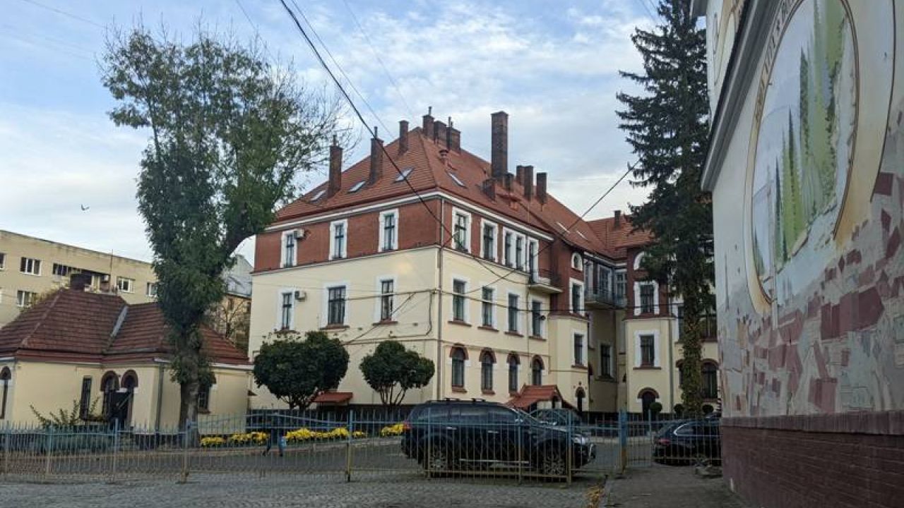 Фото до новини