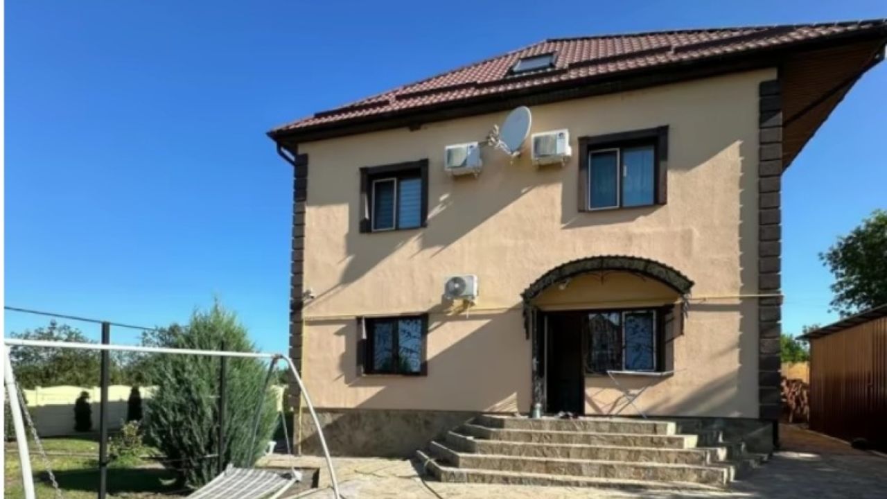 Фото до новини