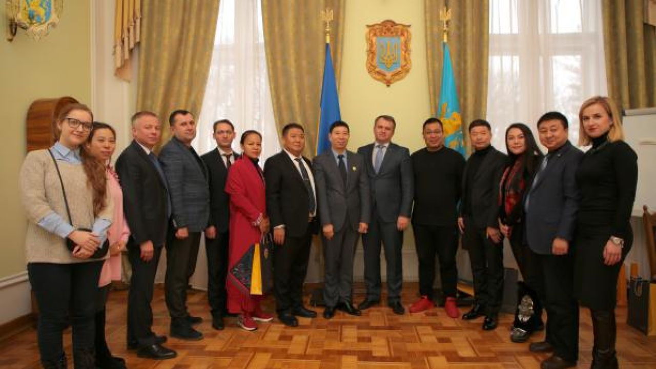 Фото до новини