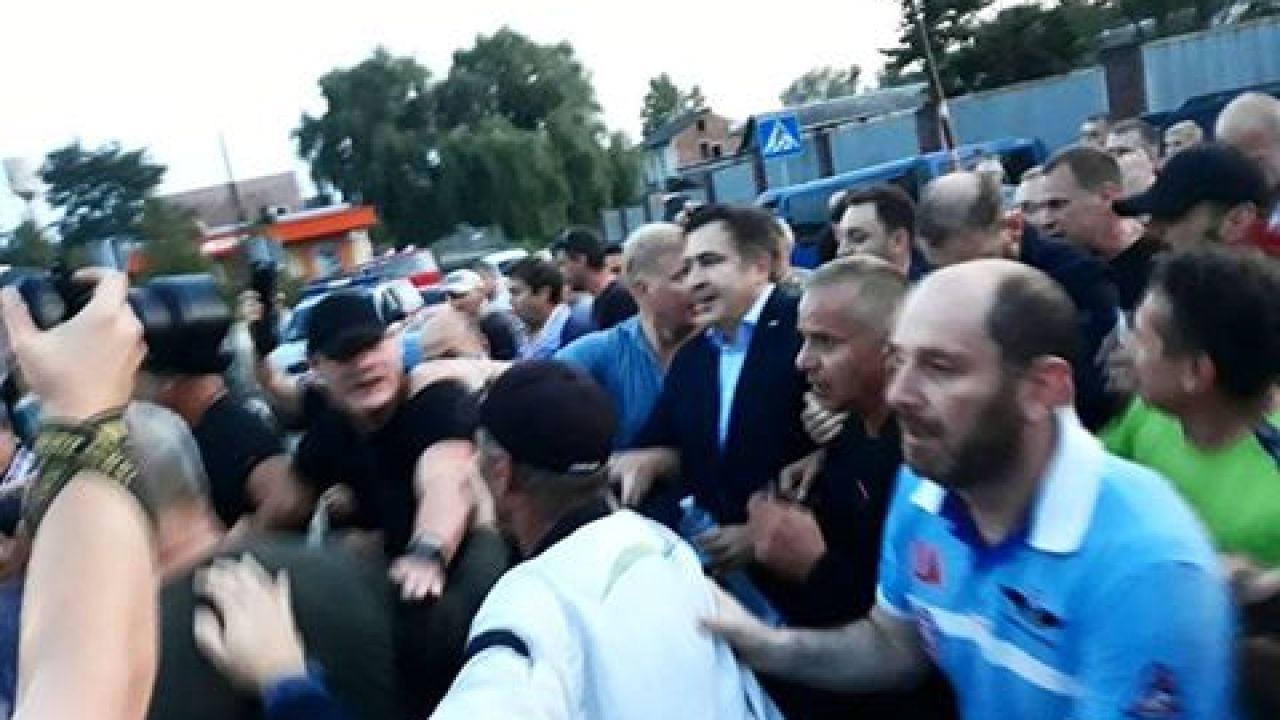 Фото до новини