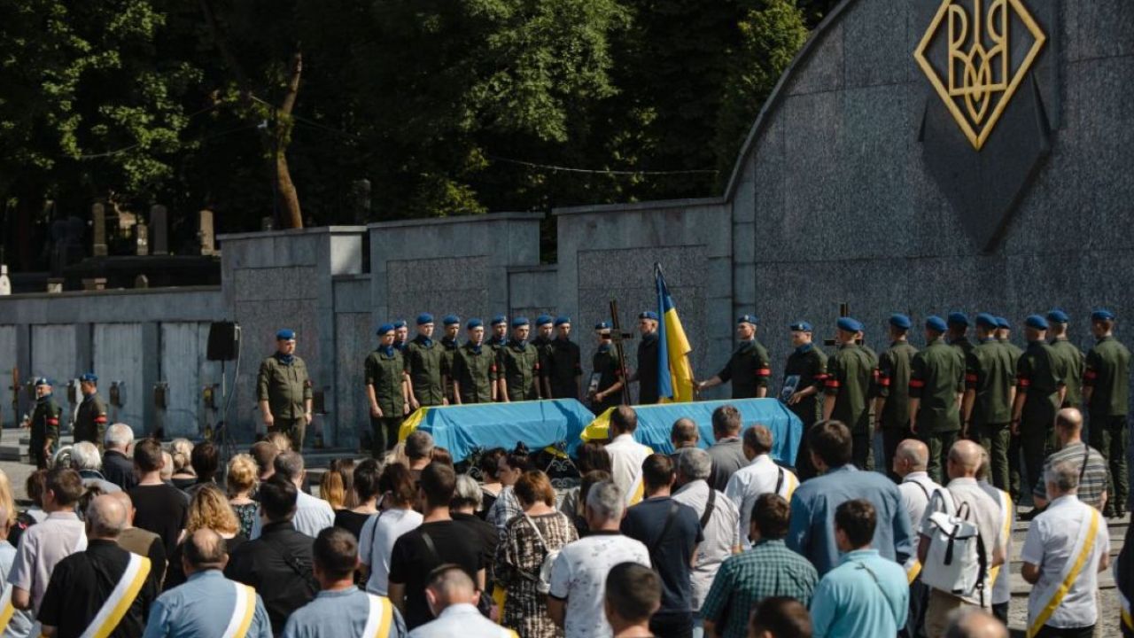 Фото до новини