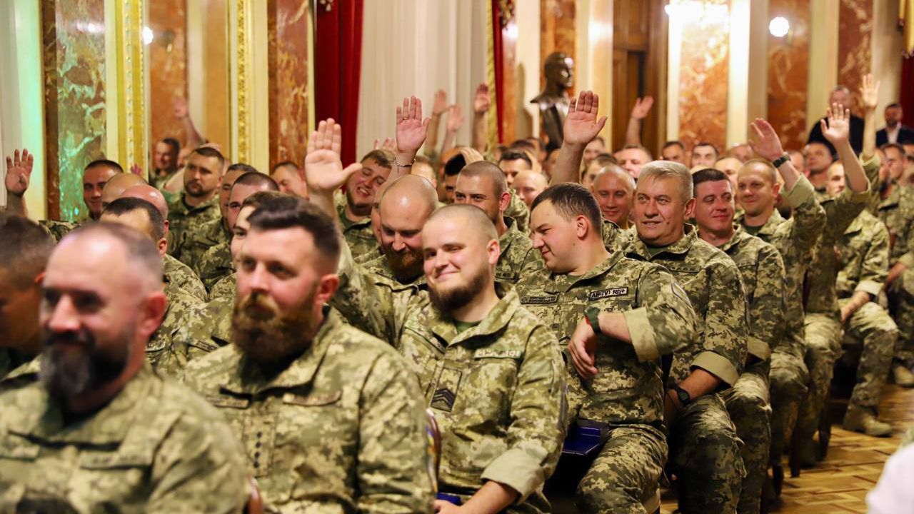 Фото до новини