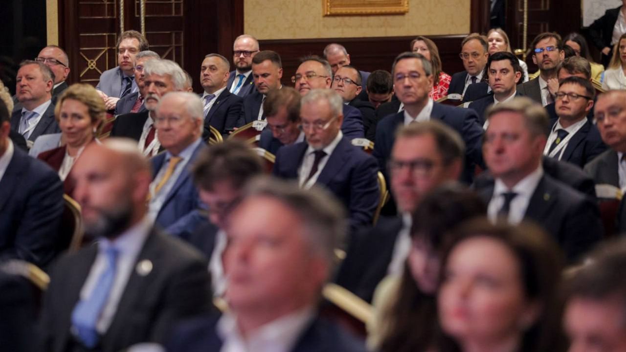 Фото до новини