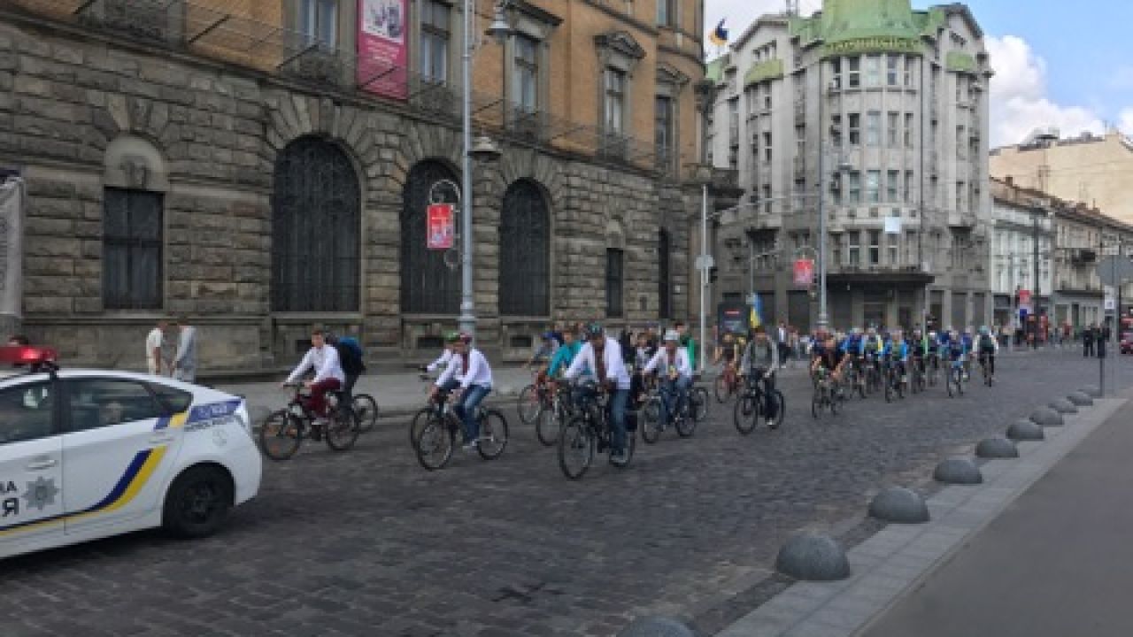 Фото до новини