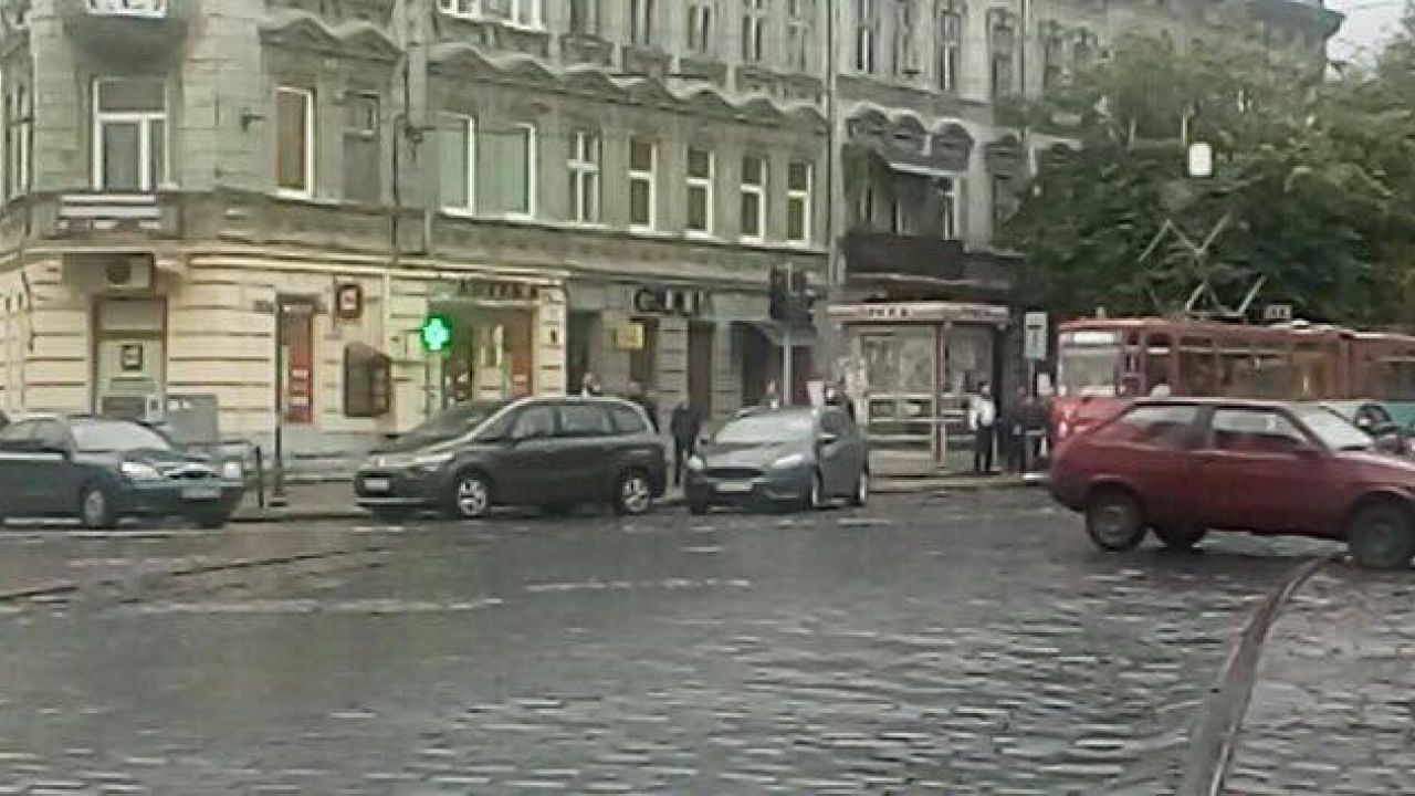 Фото до новини