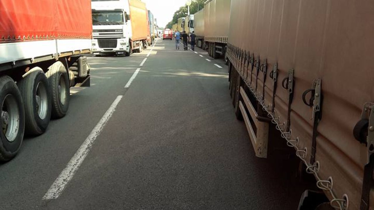 Фото до новини