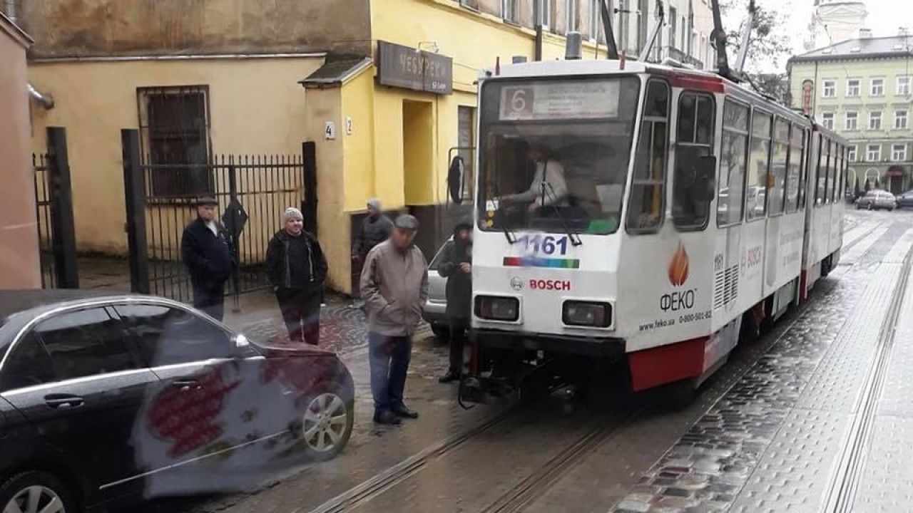 Фото до новини