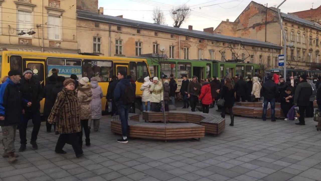 Фото до новини