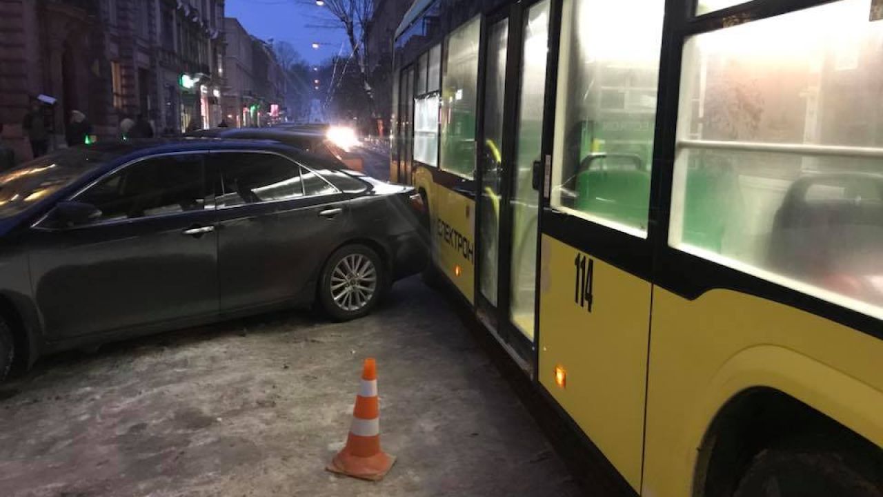 Фото до новини