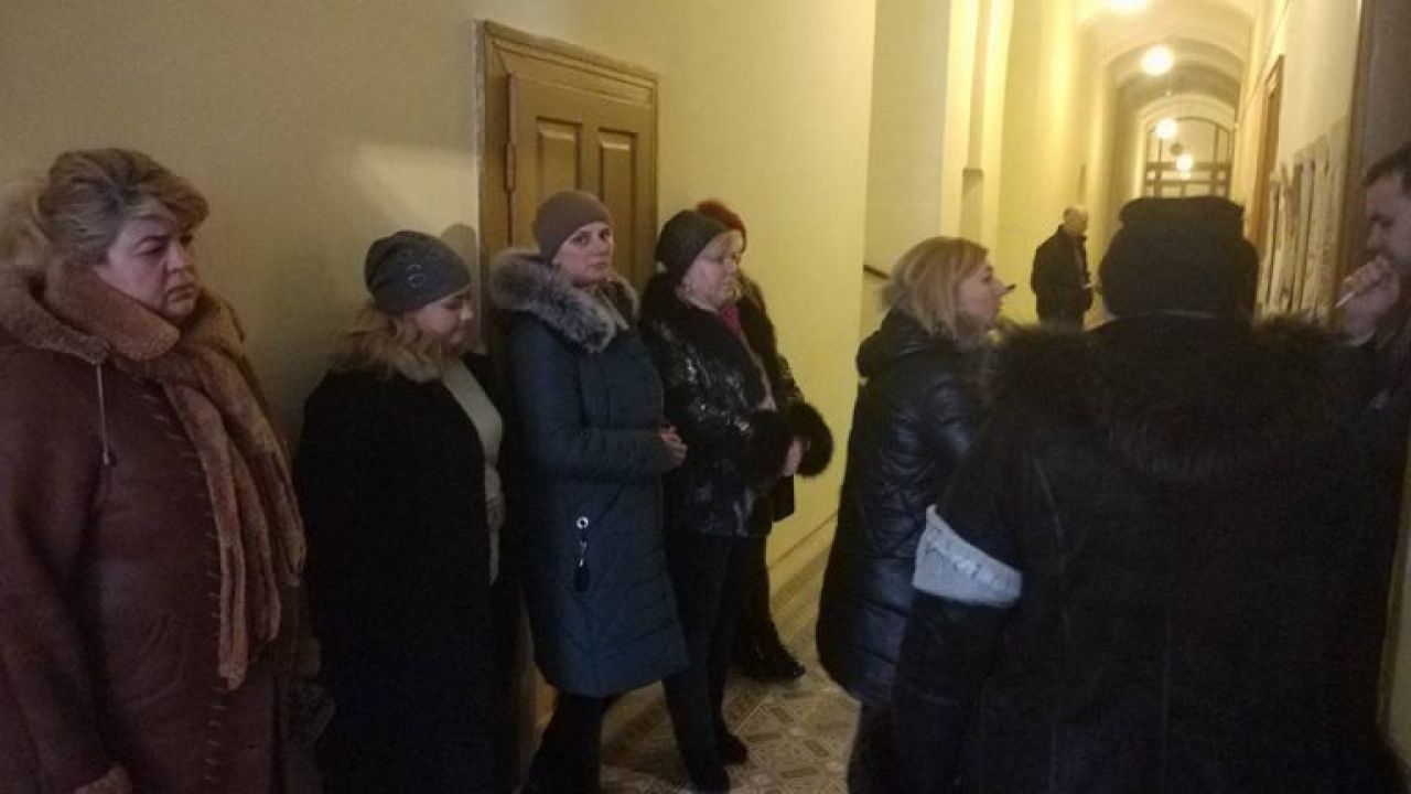 Фото до новини