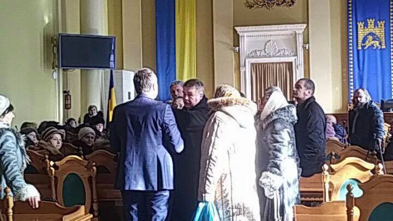 Фото до новини