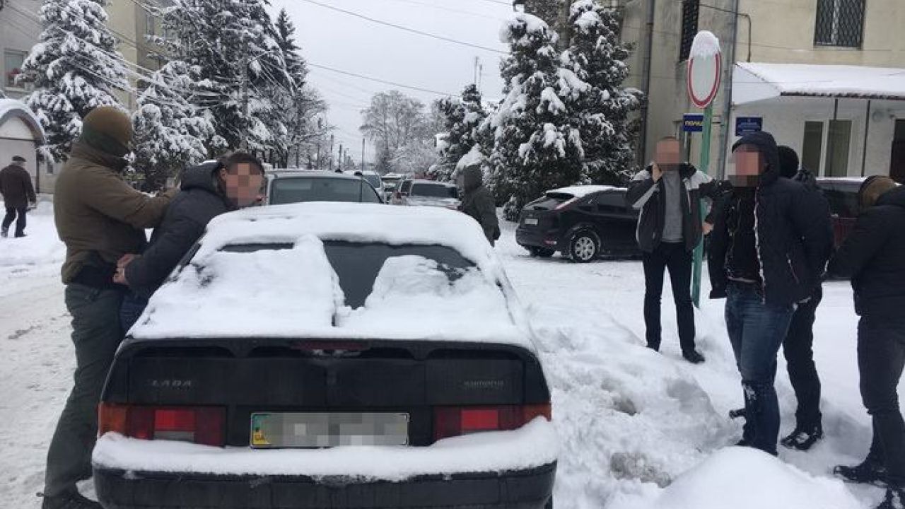 Фото до новини