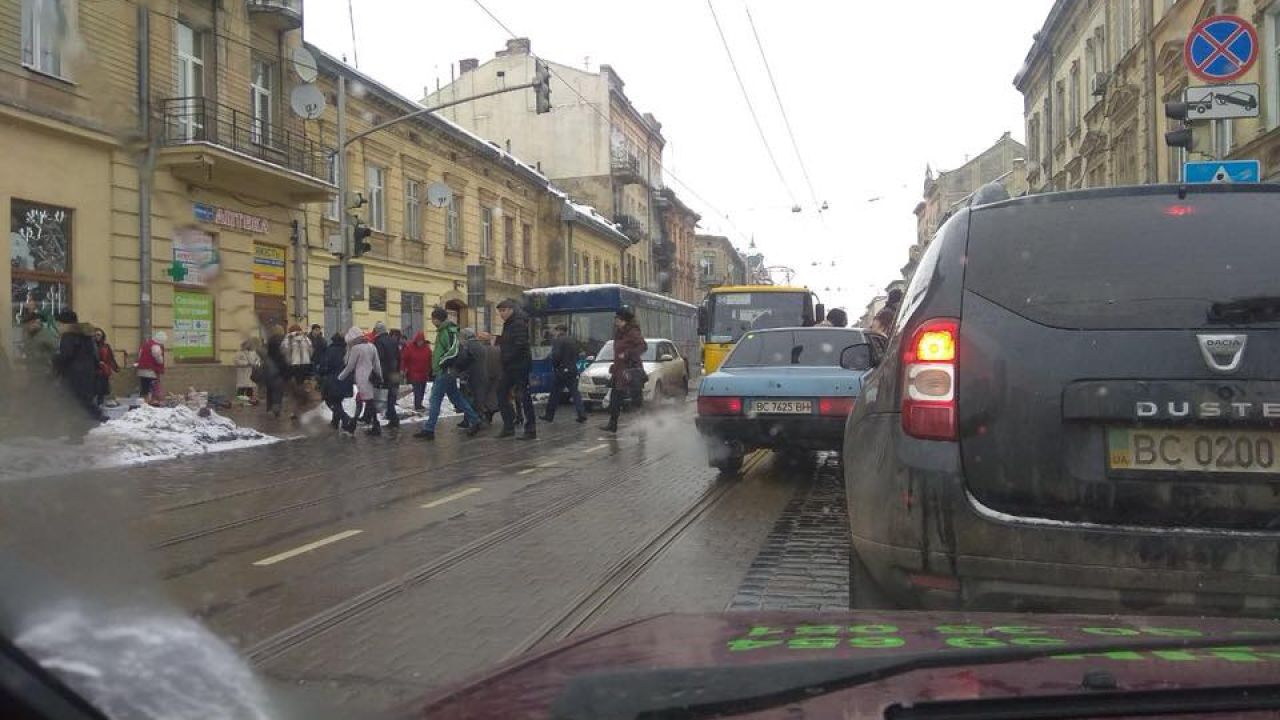 Фото до новини