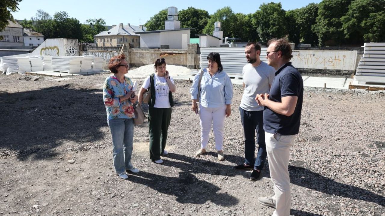 Фото до новини