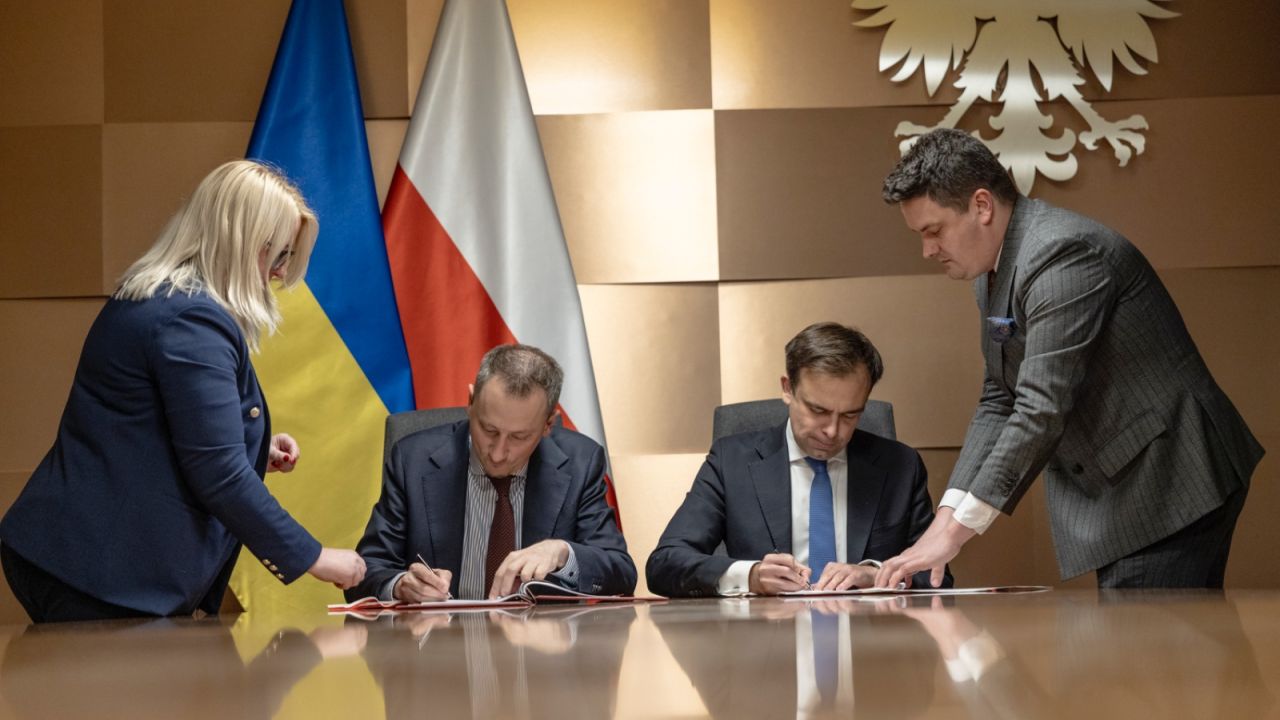 Фото до новини