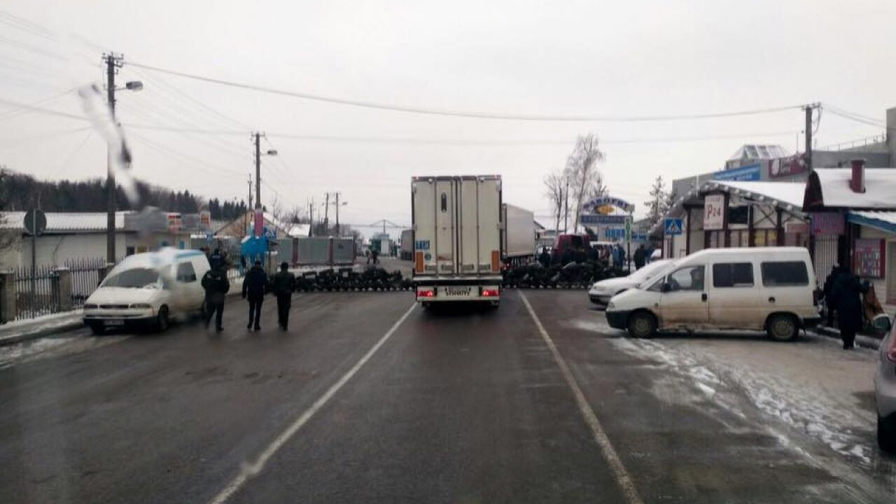 Фото до новини