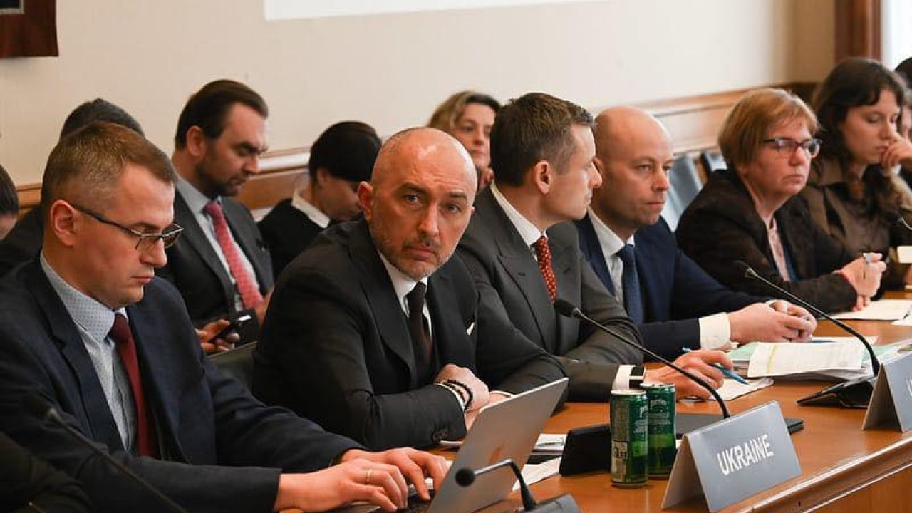 Фото до новини