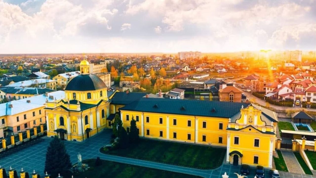 Фото до новини