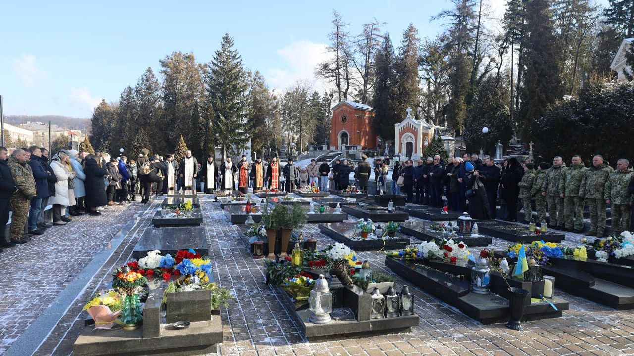 Фото до новини