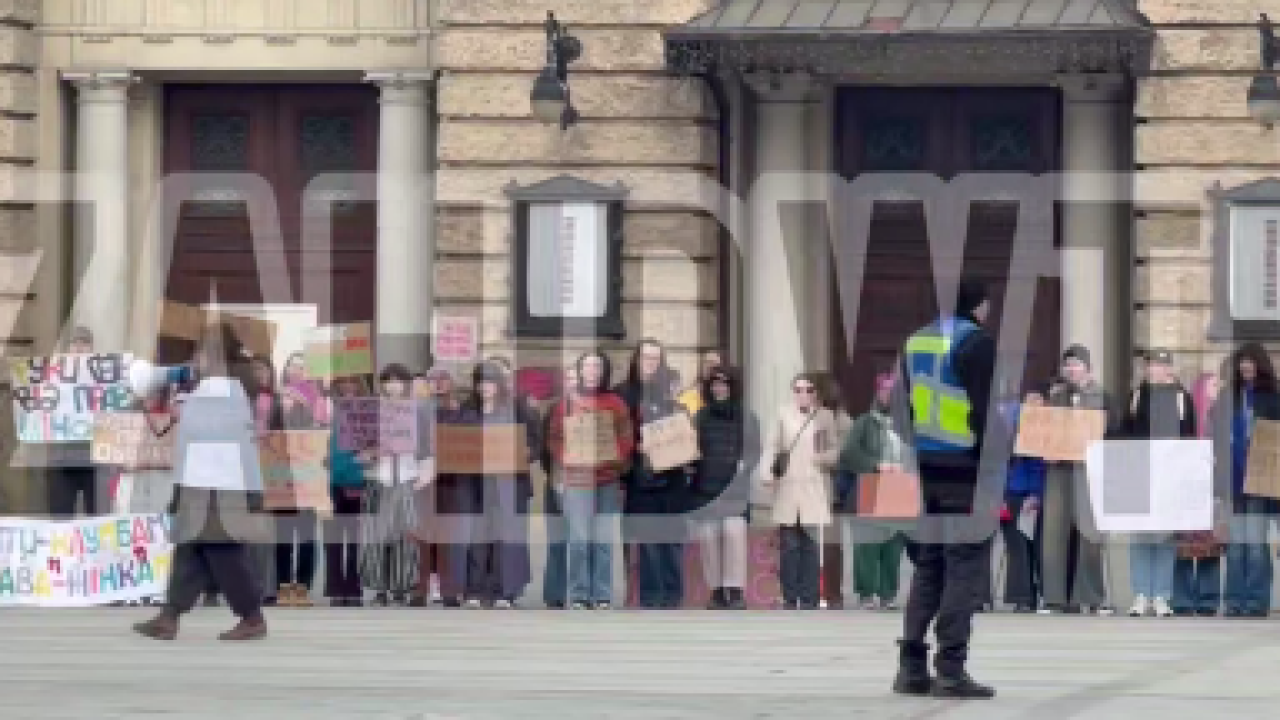 Фото до новини