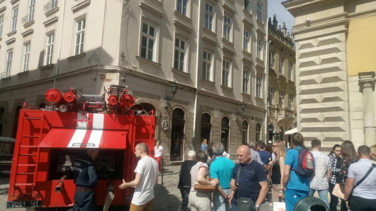 Фото до новини