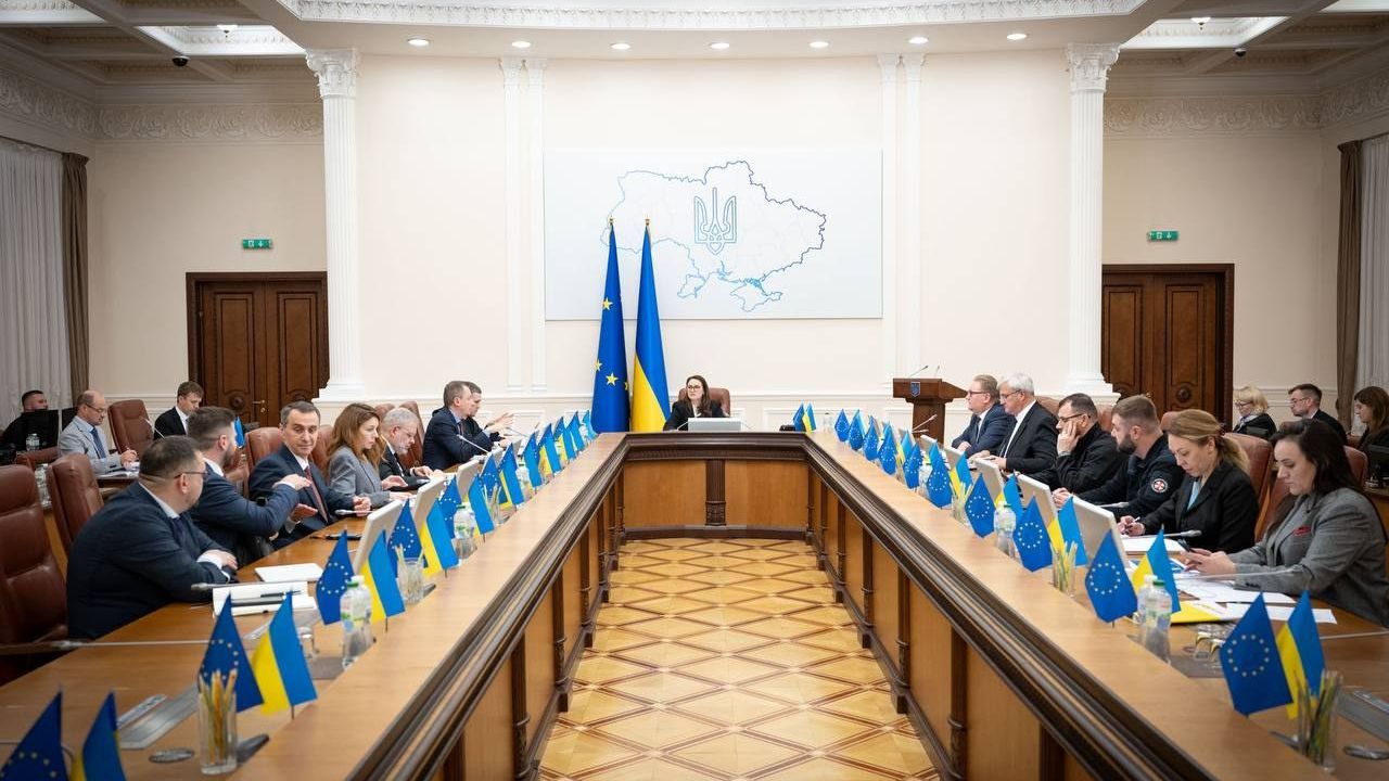 Фото до новини