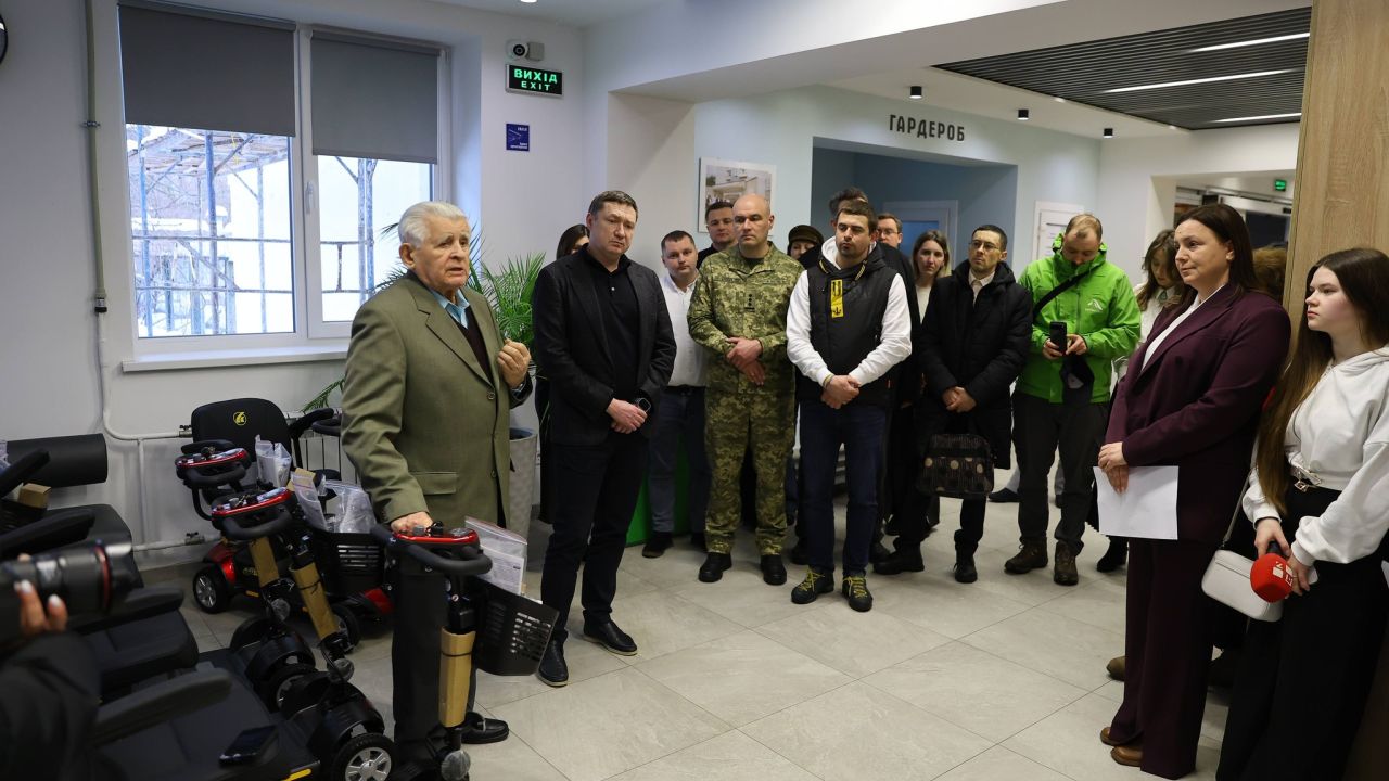 Фото до новини