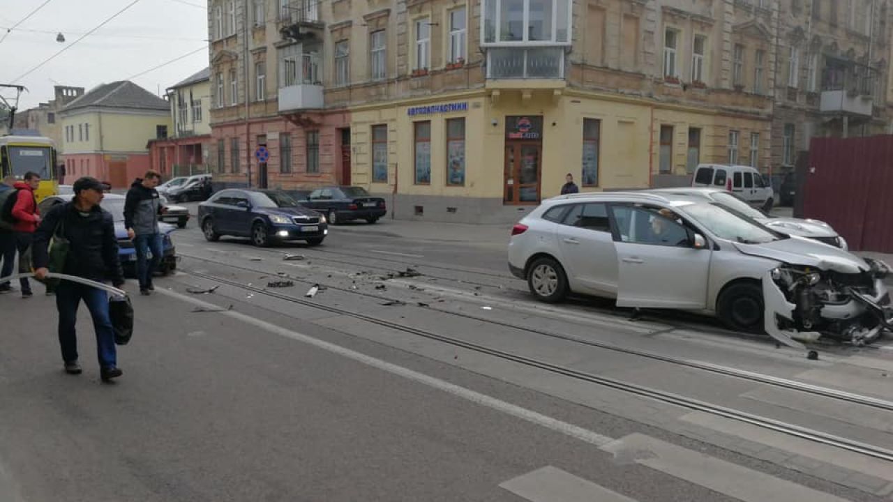 Фото до новини