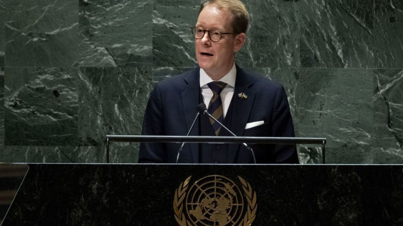 Фото до новини