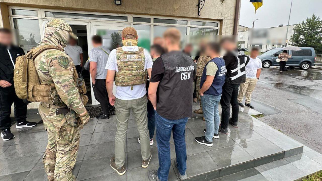 Фото до новини