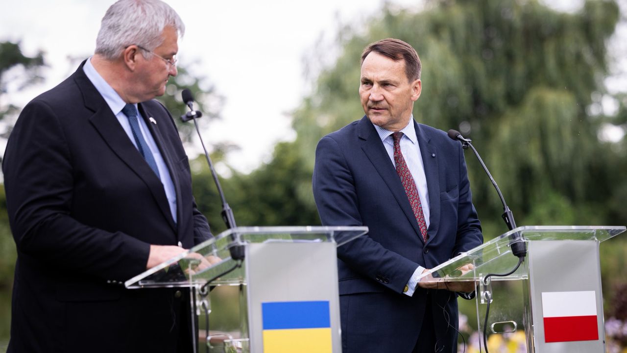 Фото до новини