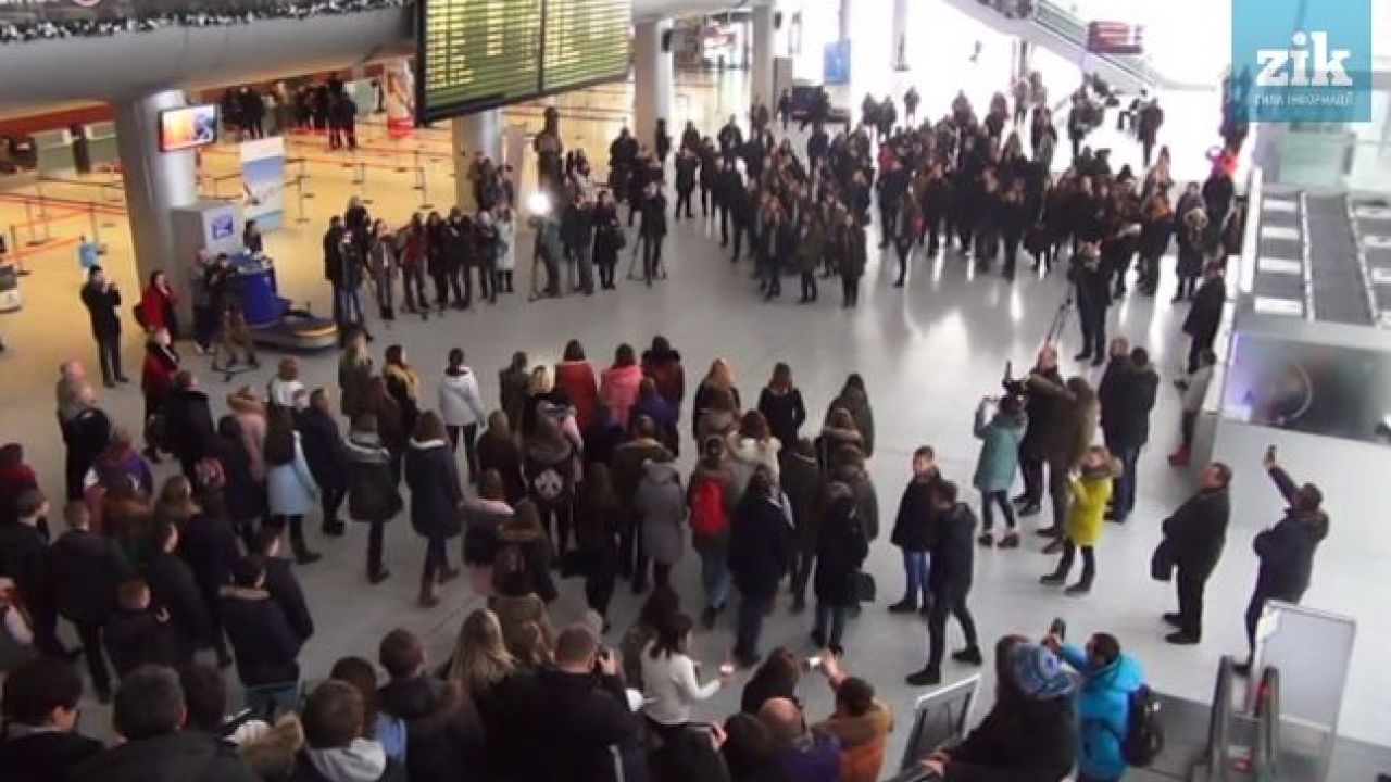 Фото до новини