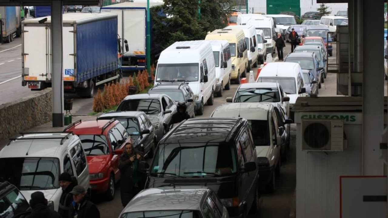 Фото до новини