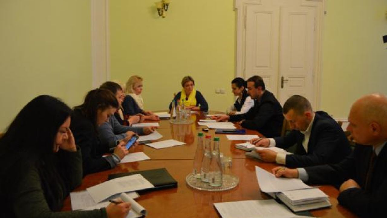 Фото до новини