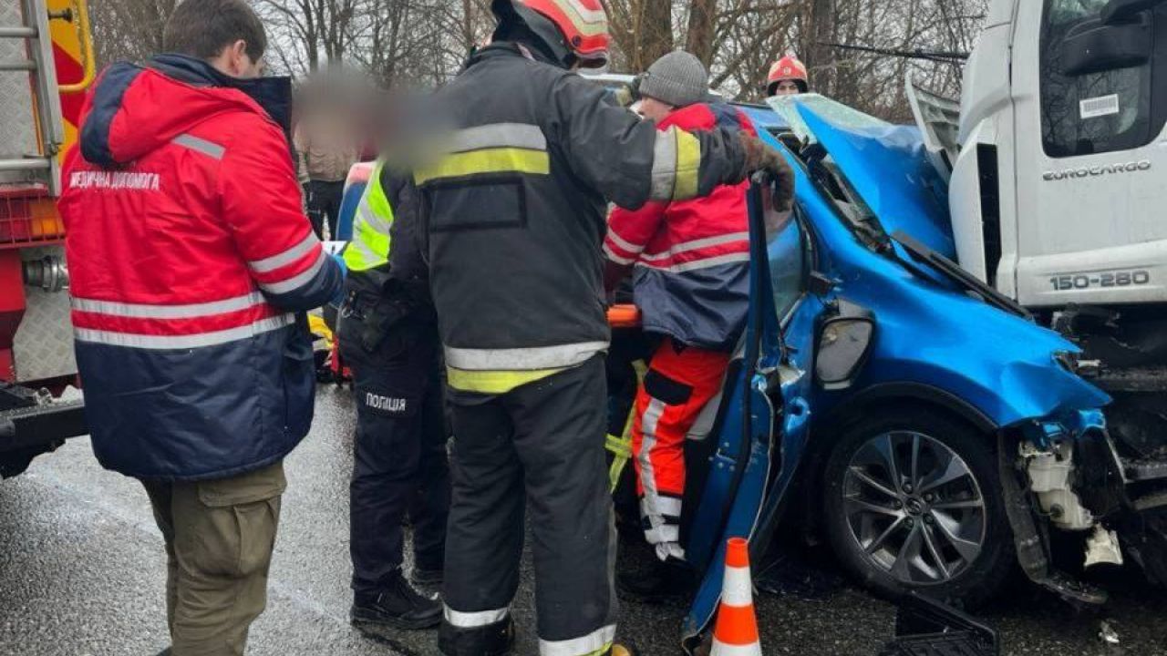 Фото до новини