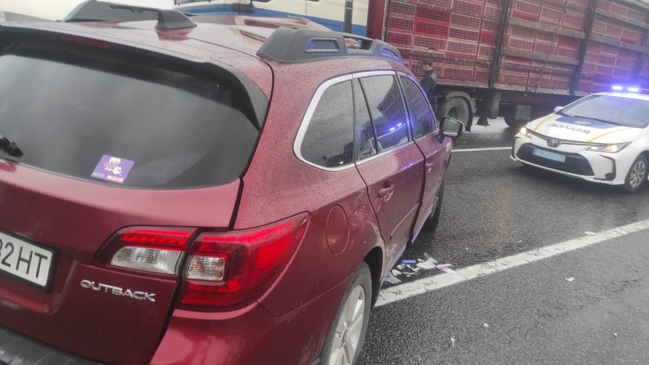 Фото до новини