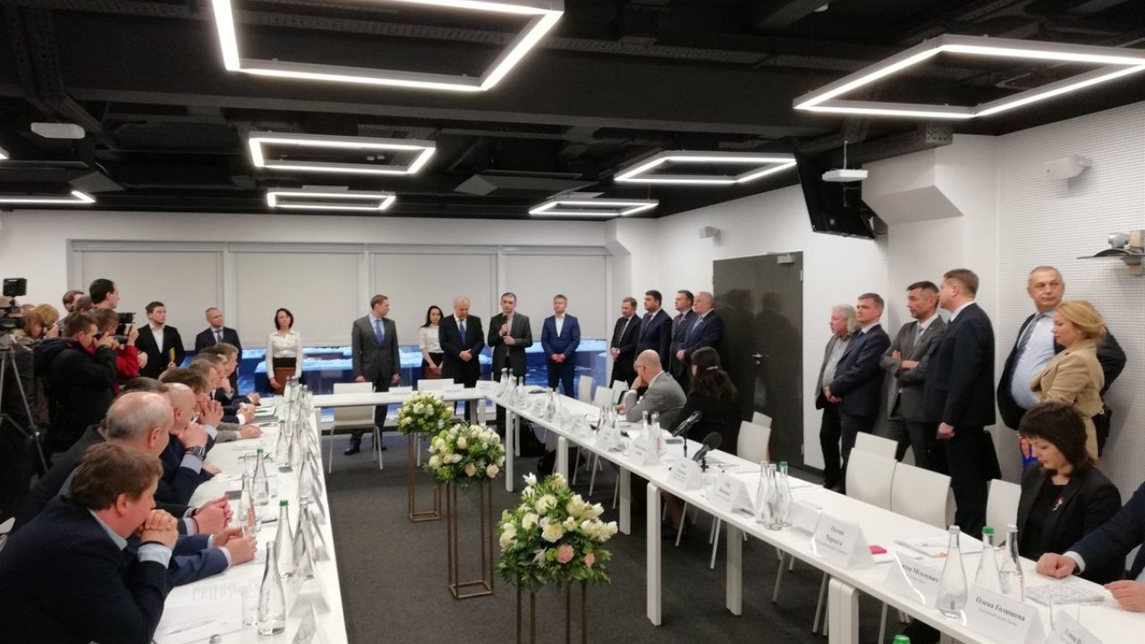 Фото до новини