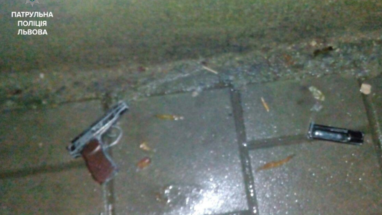 Фото до новини